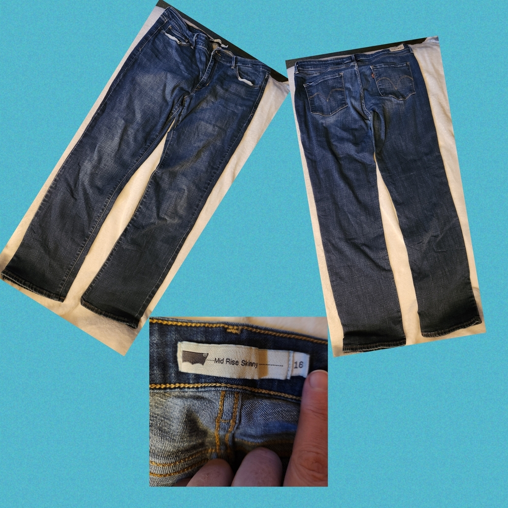 Levi's Mid Rise Skinny Jeans in Dark Blue